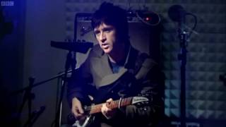 Johnny Marr and his Rickenbacker 330 Imagine The Story of the Guitar [upl. by Yeslrahc]