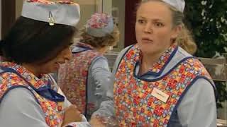 Dinnerladies Series 1 Episode 4  Moods [upl. by Beuthel]